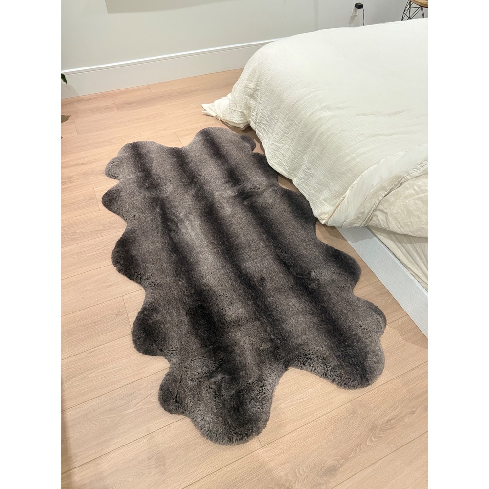 Mon Chateau Luxury Collection Faux Fur Rug Kodiak Brown 1420081 Plush Accent Rug - Picture 7 of 8